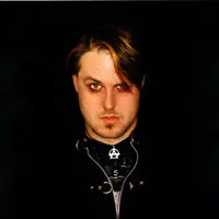 Ouve undefined, vê vídeos de música, lê a biografia, vê as datas da digressão e muito mais!