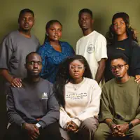 Escucha a undefined, mira videos musicales, lee su biografía, consulta las fechas de las gira y más.