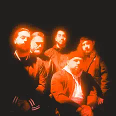 Dengarkan Red Keep, tonton video musik, baca bio, lihat tanggal tur & lainnya!