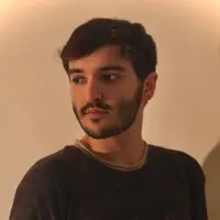 Ouça undefined, assista a videoclipes, leia a biografia, veja as datas das turnês e mais!