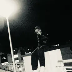 sezy: песни, клипы, биография, даты выступлений и многое другое.