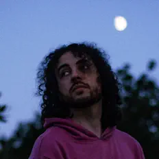 Escucha a Lokiboy, mira videos musicales, lee su biografía, consulta las fechas de las gira y más.