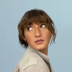 收听 Lauren Brabson、观看音乐视频、阅读小传、查看巡演日期等 ！