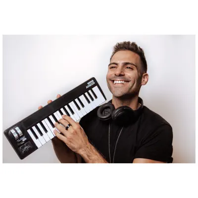 Listen to Michael Mott, watch music videos, read bio, see tour dates & more!