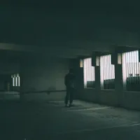 Luister naar undefined, bekijk muziekvideo's, lees de bio, bekijk de tourdata, en meer!