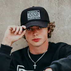 Hör dir Vance Rogers an, schau dir Musikvideos an, lies die Biografie, finde Tourdaten und mehr!