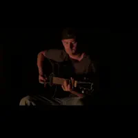Ouve undefined, vê vídeos de música, lê a biografia, vê as datas da digressão e muito mais!
