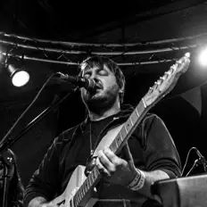 Ouça The Invasion, assista a videoclipes, leia a biografia, veja as datas das turnês e mais!