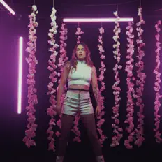 KAYLA KING을(를) 듣고, 뮤직 비디오를 보고, 약력을 읽고, 투어 일정 등을 확인하세요!