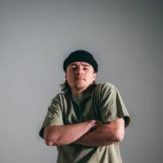 Listen to Izzy Vadim, watch music videos, read bio, see tour dates & more!
