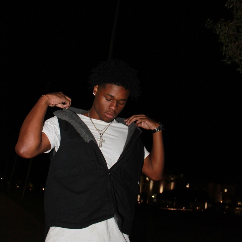 Beezyy - PleaseMe!