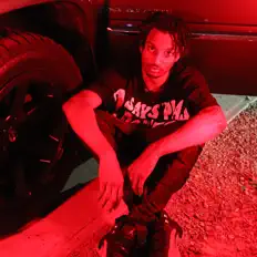 Ascolta YungbullDMV, guarda video musicali, leggi la biografia, vedi le date del tour & altro!