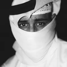 Poslechněte si interpreta Essatac, sledujte hudební videa, přečtěte si životopis, podívejte se na data turné a další informace.