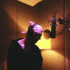 CHNACEを聴いたり、ミュージックビデオを鑑賞したり、経歴やツアー日程などを確認したりしましょう！