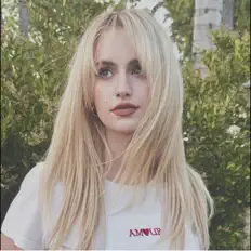 Dengarkan Cassy London, tonton video musik, baca bio, lihat tanggal tur & lainnya!