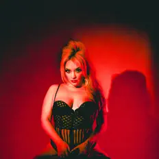 Posłuchaj wykonawcy Krissy Booth, obejrzyj teledyski, przeczytaj biografię, zobacz daty tras koncertowych i nie tylko!