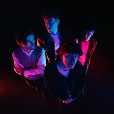 Escucha a Cloudy Heads, mira videos musicales, lee su biografía, consulta las fechas de las gira y más.