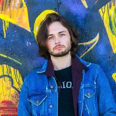 Escucha a Trev Peacock, mira videos musicales, lee su biografía, consulta las fechas de las gira y más.
