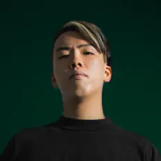 收听 Tatsunoshin、观看音乐视频、阅读小传、查看巡演日期等 ！