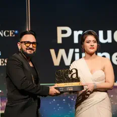 Escucha a Sudhir Yaduvanshi, mira vídeos musicales, lee la biografía, consulta fechas de giras y mucho más.