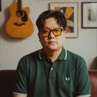 Dengarkan undefined, tonton video musik, baca bio, lihat tanggal tur & lainnya!