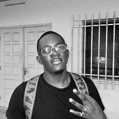 Listen to Pekeno, watch music videos, read bio, see tour dates & more!