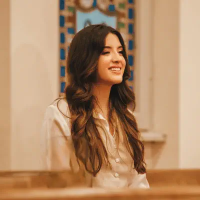 Listen to Fernanda tomadon, watch music videos, read bio, see tour dates & more!