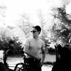 Listen to Dean Batten, watch music videos, read bio, see tour dates & more!