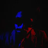 Ouve undefined, vê vídeos de música, lê a biografia, vê as datas da digressão e muito mais!