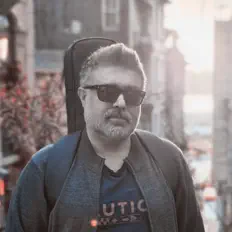 Listen to Ozan Malkoç, watch music videos, read bio, see tour dates & more!