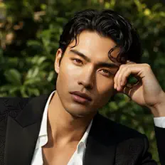 Listen to Lorenzo Yoon, watch music videos, read bio, see tour dates & more!