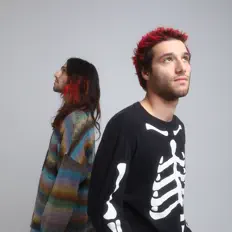 Escucha a Disaster Artist, mira vídeos musicales, lee la biografía, consulta fechas de giras y mucho más.