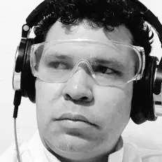 Dengarkan Andrew Dance, tonton video musik, baca bio, lihat tanggal tur & lainnya!