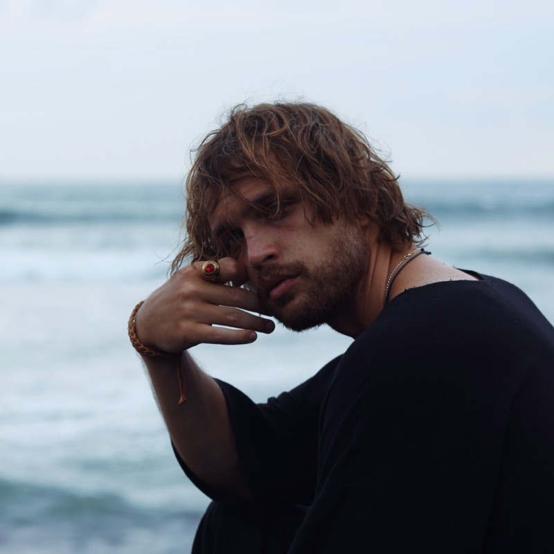 Декабрьский снег