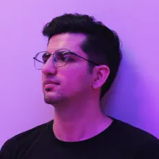 Poslechněte si interpreta Mauvision, sledujte hudební videa, přečtěte si životopis, podívejte se na data turné a další informace.