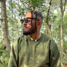 Poslechněte si interpreta hool el clasico, sledujte hudební videa, přečtěte si životopis, podívejte se na data turné a další informace.