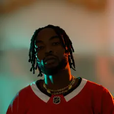 Posłuchaj wykonawcy Dawson Dee, obejrzyj teledyski, przeczytaj biografię, zobacz daty tras koncertowych i nie tylko!