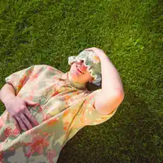 收听 Stevie Flowers、观看音乐视频、阅读小传、查看巡演日期等 ！