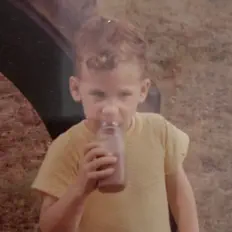 Écoutez James R. Oursler, regardez des vidéoclips, lisez la biographie, consultez les dates de tournée et plus encore !