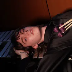 Ascolta Ammodea, guarda video musicali, leggi la biografia, vedi le date del tour & altro!