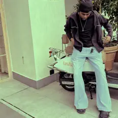 Ouça darwinfvr, assista a videoclipes, leia a biografia, veja as datas das turnês e mais!