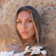 Listen to Georgia Ku, watch music videos, read bio, see tour dates & more!