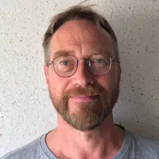 Luister naar Jan Grunfeld, bekijk muziekvideo's, lees de bio, bekijk de tourdata, en meer!