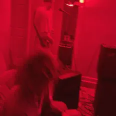 Vacancy dinle, müzik videolarını izle, biyografisini oku, tur tarihlerini ve daha fazlasını gör!