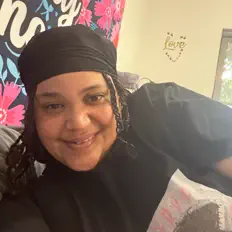 Mari Love: песни, клипы, биография, даты выступлений и многое другое.