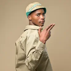 Ascolta Natiey Lepaka, guarda video musicali, leggi la biografia, vedi le date del tour & altro!