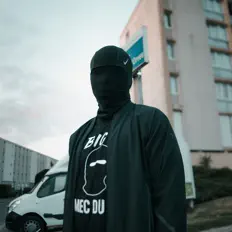 Posłuchaj wykonawcy Big z, obejrzyj teledyski, przeczytaj biografię, zobacz daty tras koncertowych i nie tylko!