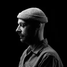 Posłuchaj wykonawcy Sam Carter, obejrzyj teledyski, przeczytaj biografię, zobacz daty tras koncertowych i nie tylko!