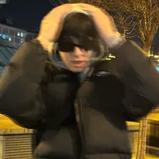 Ouça GloryBaby, assista a videoclipes, leia a biografia, veja as datas das turnês e mais!