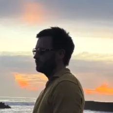 Posłuchaj wykonawcy IVAN ZELENIN, obejrzyj teledyski, przeczytaj biografię, zobacz daty tras koncertowych i nie tylko!